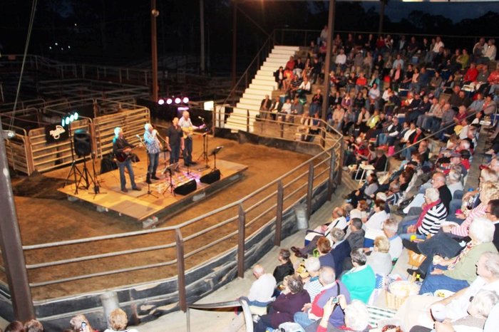 Bush Poetry at the Saleyards