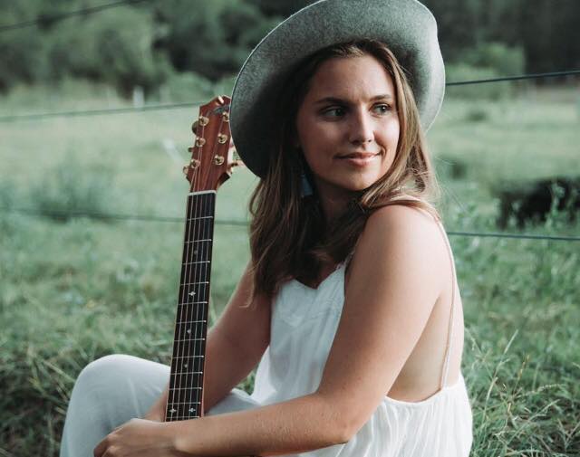 Maddy Andrews – Live Music at Hamiltons