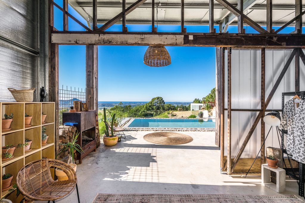 Blackbird Byron – a hinterland escape in the hills of Byron Bay