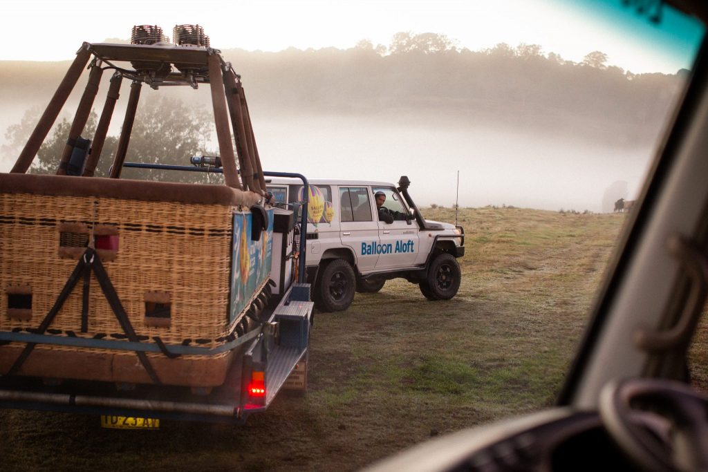 hot air balloon flight prep in byron bay