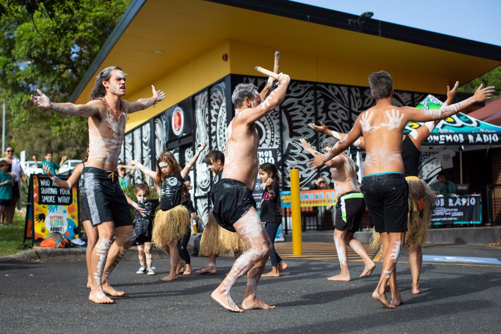 Dancers from Wajaarr Ngaarlu performing at the OneMob Radio launch in Coffs Harbour 